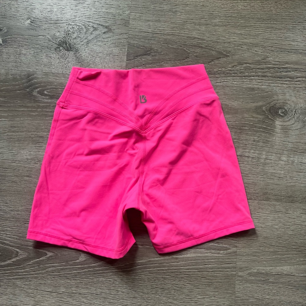 Buff bunny 4inch shorts